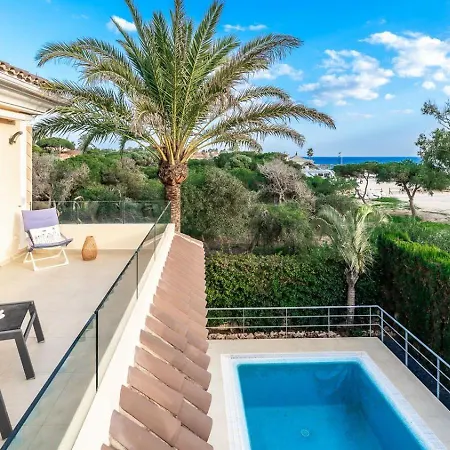 Villa Beachfront With Sea Views & Private Pool *