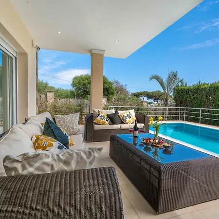 Beachfront With Sea Views & Private Pool Villa Marbella