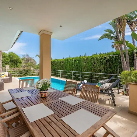 Beachfront With Sea Views & Private Pool