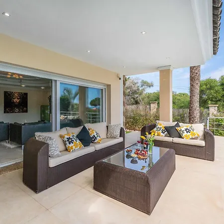 Beachfront With Sea Views & Private Pool Villa Marbella